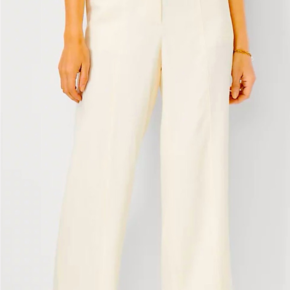 Ann Taylor Seamed Crop Trouser NWOT